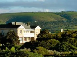 YHA Port Elliot Beach House