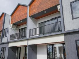 Naava Village, hotel in Tagalbato