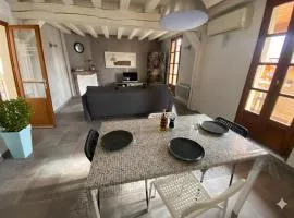 Appartement plein centre wifi terrasse