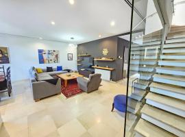 Elegant and modern villa V 04 โรงแรมในSidi Daoud
