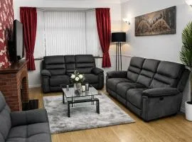 Niceclean Great Location full house to yourself