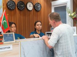 LemonRock Comfort, hotel a Male City