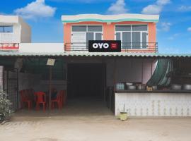 SPOT ON Pawan Restaurant & Dhabha, отель в городе Phāphāmau