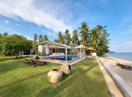 La Lagune, hotel i Laem Set Beach