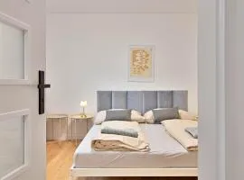 City appartments - parking, self check in, terrace