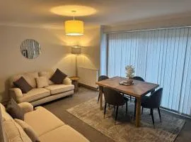 Willow House Sleeps 4 Family Travel Seaside Stay