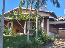 Casa em Aguas de Lindoia - Próxima ao balneário e da praça principal