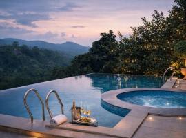 The Sky Imperial Pavoreal Jungle Resort, hotel in Kumbhalgarh