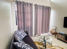 Condo in Tlokweng โรงแรมในTlokweng