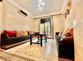 Elegant Cocoon 2 Bedrooms, Pool & Rooftop