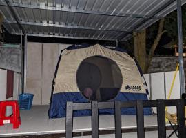 Phayamhostel, glamping em Ko Phayam