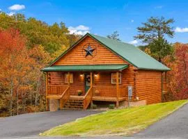 Brand New Luxe Cabin Sleeps 6 - Hot tub - Pool table