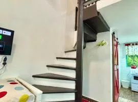 Wifi Netflix Tiny House near Jetty of Kuala Besut 4 pax
