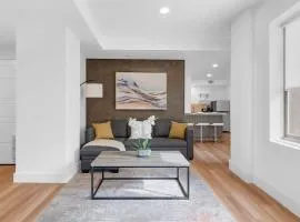 Downtown Tulsa 2BR Escape with Gym Rooftop Lounge & Pet-Friendly Stay