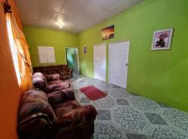 Tikal House, casa equipada El Remate Flores Peten