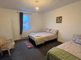 NextDoor Morden, hotel em Merton