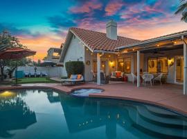 Scottsdale Family Retreat Heated Pool and Spa Near TPC, hotel i Scottsdale
