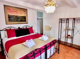 Vicolo Santa Maria- Appartamento nel centro storico., Hotel in Subiaco