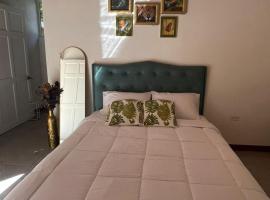 Villa Republik, hotel en Parrita