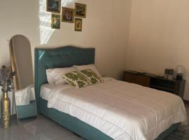 Villa Republik, hotel u gradu Parita