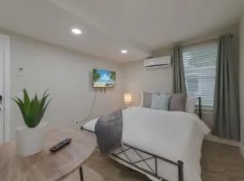 Comfy studio in Central Orlando