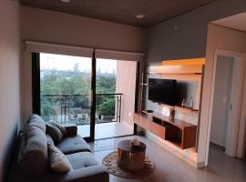 Departamento con excelente ubicación, hotel di Luque