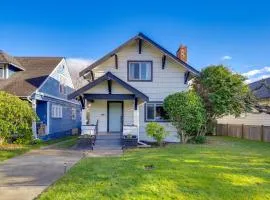 1 Mi to Historic Dtwn Dog-Friendly Everett Home!