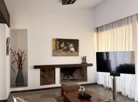 Casa de diseño en club privado La Tuquita, hotel em Raco