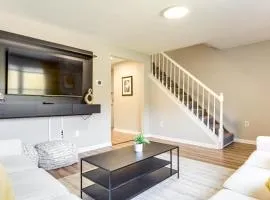 6 Mi to Downtown Cincy Group-Friendly Townhome!