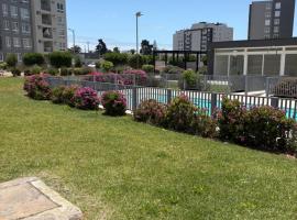 Departamento cerca del casino Enjoy y a pasos de la playa，科金博的飯店