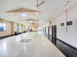 Hotel O Rani Durgawati Crossway Formerly Orient Palace，位于Itwāri的酒店