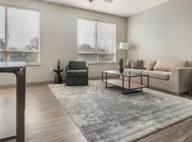 Landing Apartments - Cortona at Forest Park