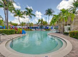 Luxe Naples Bay Resort Condo: Near Fifth Ave!, hotel v destinácii Neapol