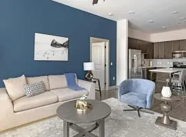 Landing Stunning 2BD Courtyard Gym