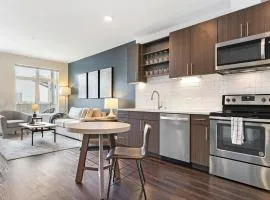 Landing Chic 2BD Tennis Court Gym