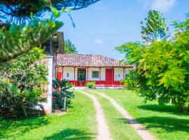 Hacienda Santa Bárbara Coffee Farm, hotel u gradu La Linda