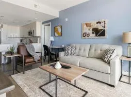 Landing Apartments - Ascent at Metropolitan Naples