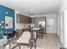 Landing Stunning 3BD Pool Gym