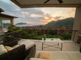 Montecielo 4A 3 bdrs ocean view in Los Suenos