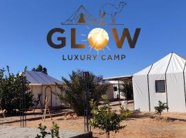 Glow Luxury Camp, hotel a Merzouga