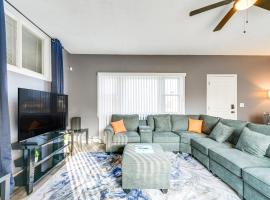 Game, Stay and Play Family Home in Westland!, отель в городе Westland