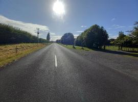 Self check-in room01 of guest'shouse, hotel in Te Miro