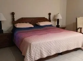 Residencia completa 2 recamaras para 4 con cochera