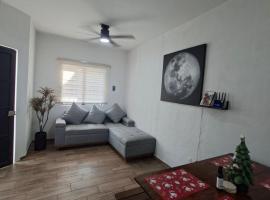 CASA LUNA, espacios acogedores y limpios, hotel El Balcón városában