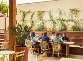 greet hotel Marseille Parc Chanot Velodrome