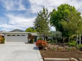 Cheerful 3 bedrooms 2bathrooms Single Family house