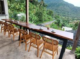 Sonnenhouse Lombok Kertaraharja, hotel in Luk