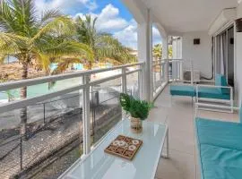 Maho Beach 1BR Haven, Ocean Vista