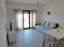 2 ambientes en San Bernardo a media cuadra del mar