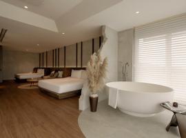 The Cara Hotel, hotel in Kota Kinabalu